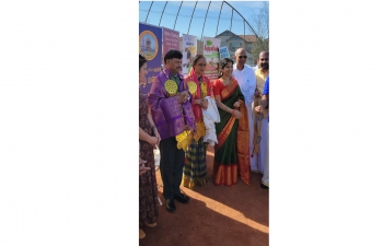 Consul General Dr. T.V. Nagendra Prasad was the Chief Guest at the 2022 ‘Pongal’ Festival celebrated by San Francisco Bay Area Tamil Manram (SFBATM). San Ramon Vice Mayor Mr. Sridhar Verose, Council Member Ms. Sabina Zafar, Mountain House Director Mr. Harry Dhillon and other elected members and distinguished member from the Tamil Community were present, People wore traditional attires and decorated the site with festive colours and outside cooking of ‘Pongal’. A Rangoli competition was held at ‘Pongal’ Festival as part of ‘Azadi Ka Amrit Mahotsav’ with Consulate General of India San Francisco in San Ramon. Mrs. Padmavathi judged the contest and announced prizes. She also appreciated participation by younger children in the competition. Consul General appreciated the team SFBATM and congratulated all the participants at Rangoli competition.